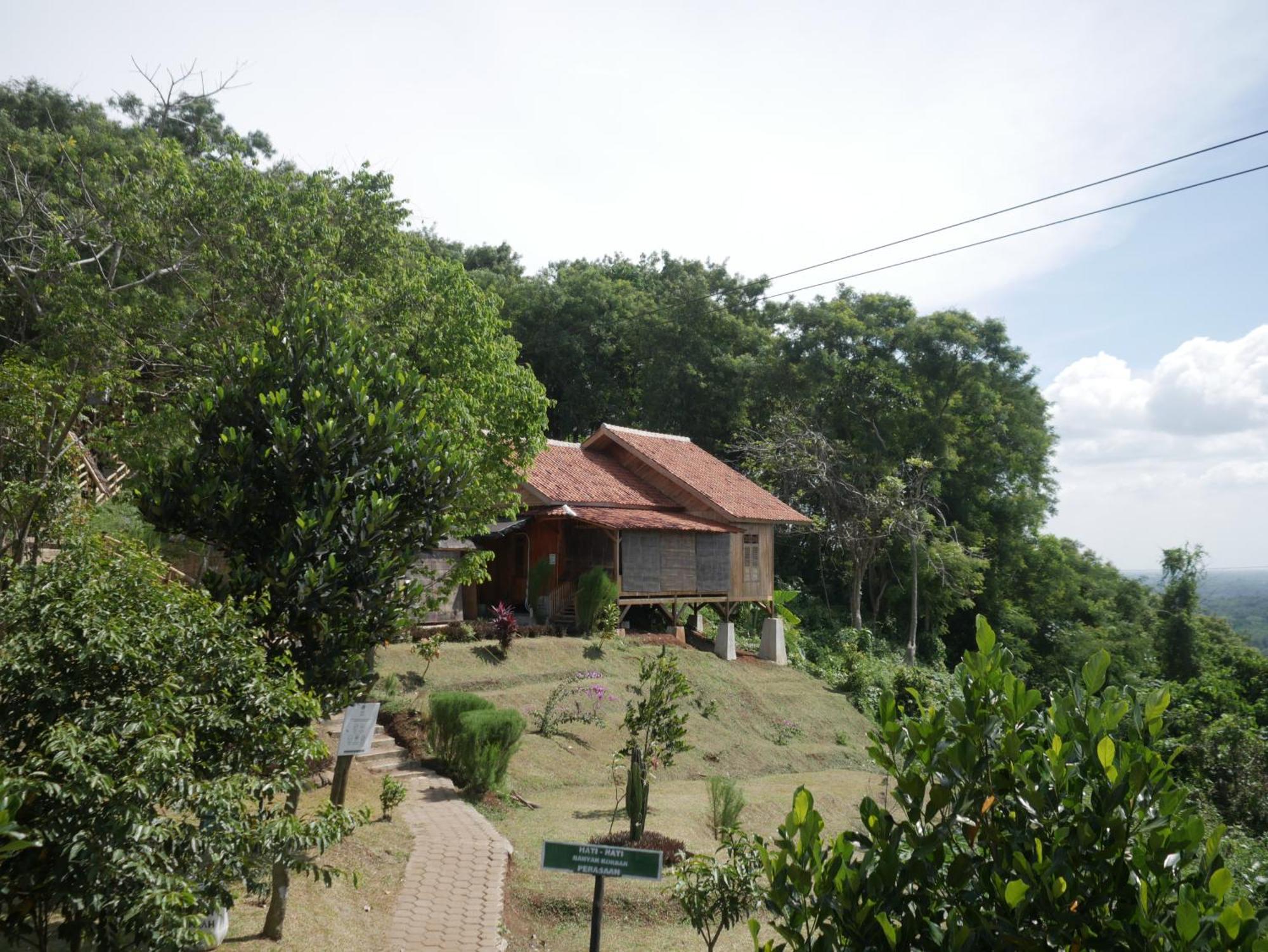Gunung Dago Resort Bogor Syariah Buitenkant foto